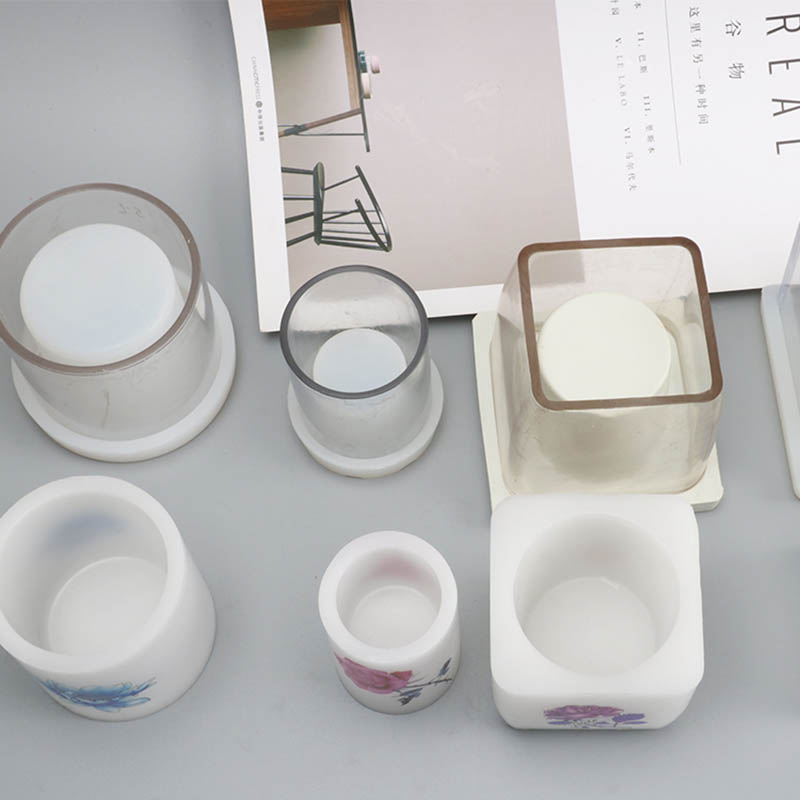 風防付きのワックスカップ型、アクリル製、中空のティライトホル - Candle Making Essentials のレビューと価格