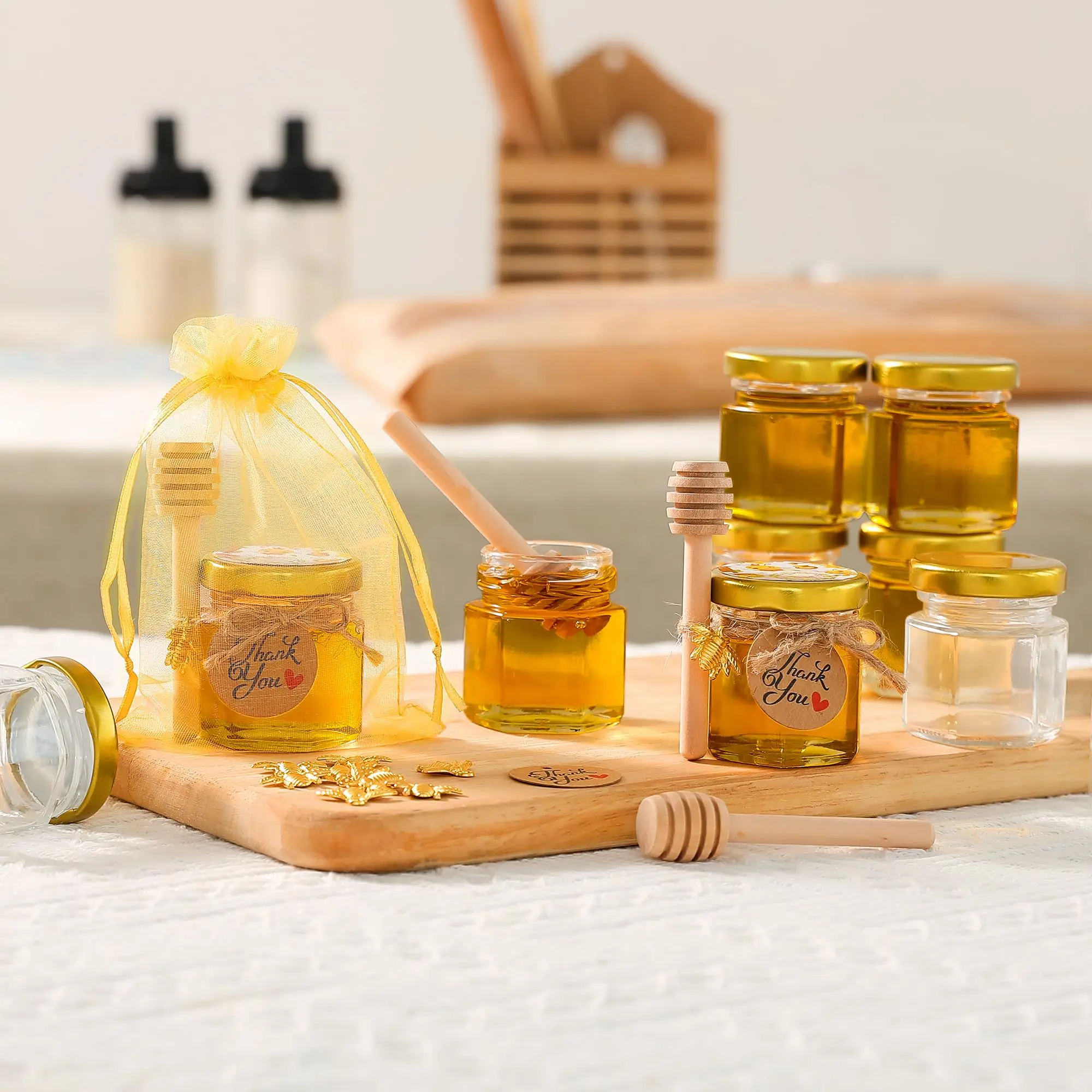 1.5オンスの六角形ミニガラス製ハニーポット、木製ディッパー - Candle Making Glass Jars のレビューと価格